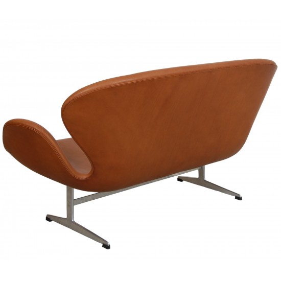 K b brugt Arne Jacobsen Svane sofa i cognac anilin l der